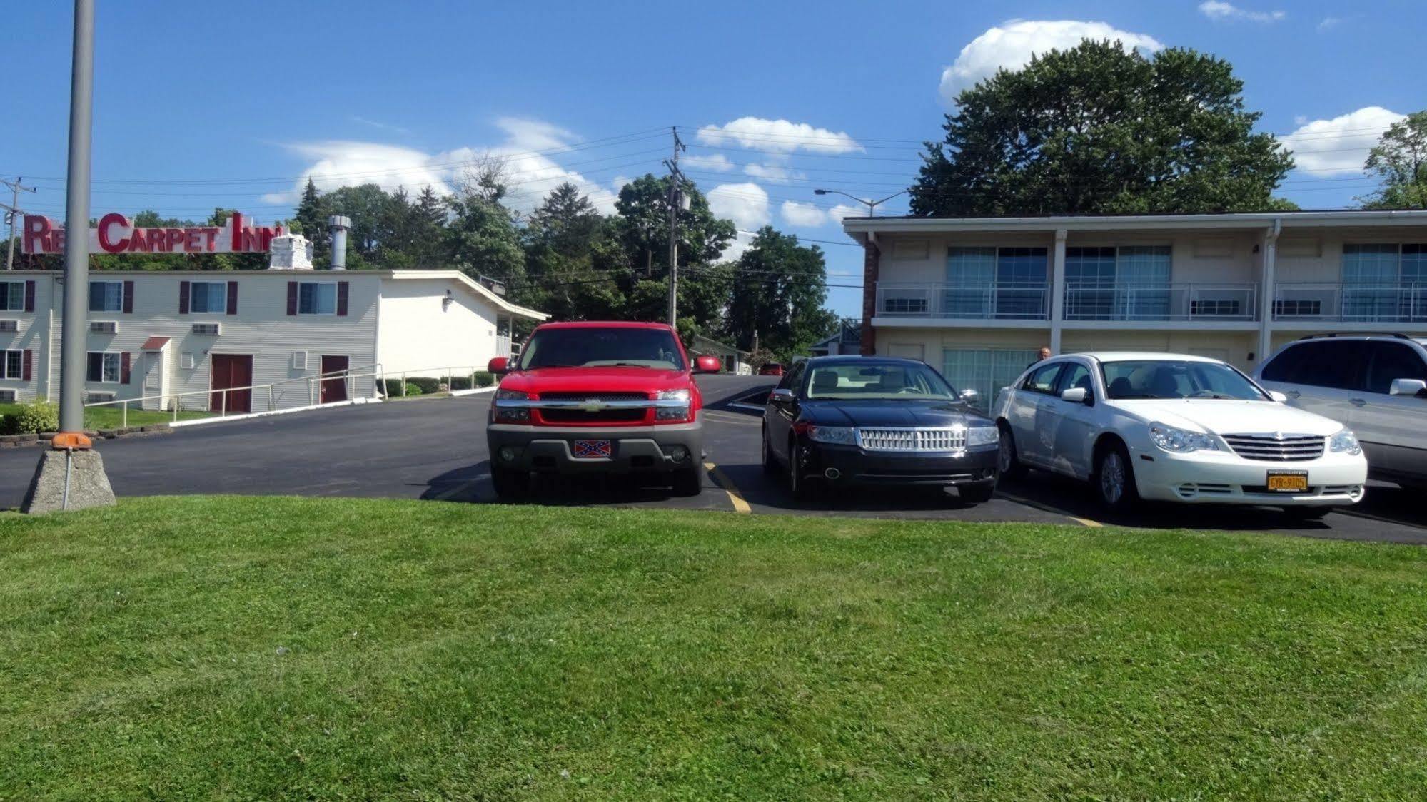 ريد كاربيت إن مطار سيراكيوز North Syracuse المظهر الخارجي الصورة